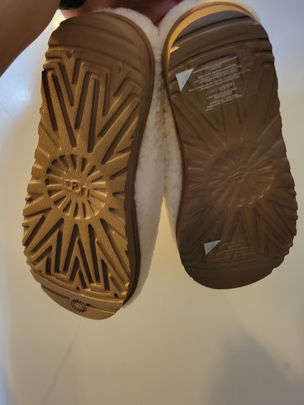 UGG Tasman Maxi Curly Slippers - Natural Women Size 8 NWT